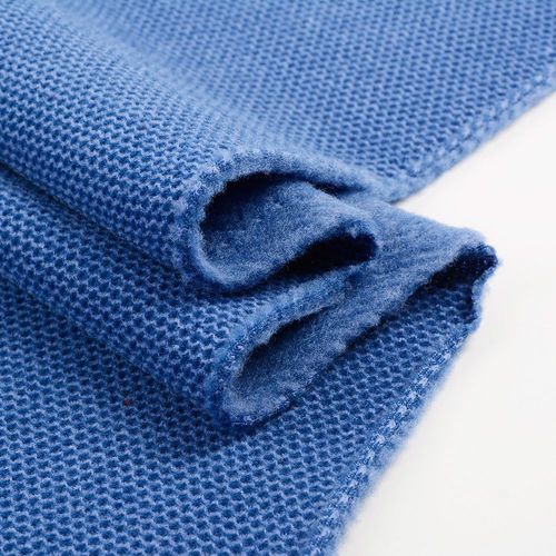 品種 搖粒絨 別名 粗針陽(yáng)離子拉毛布 成分及含量 100%棉 經(jīng)緯編 緯編